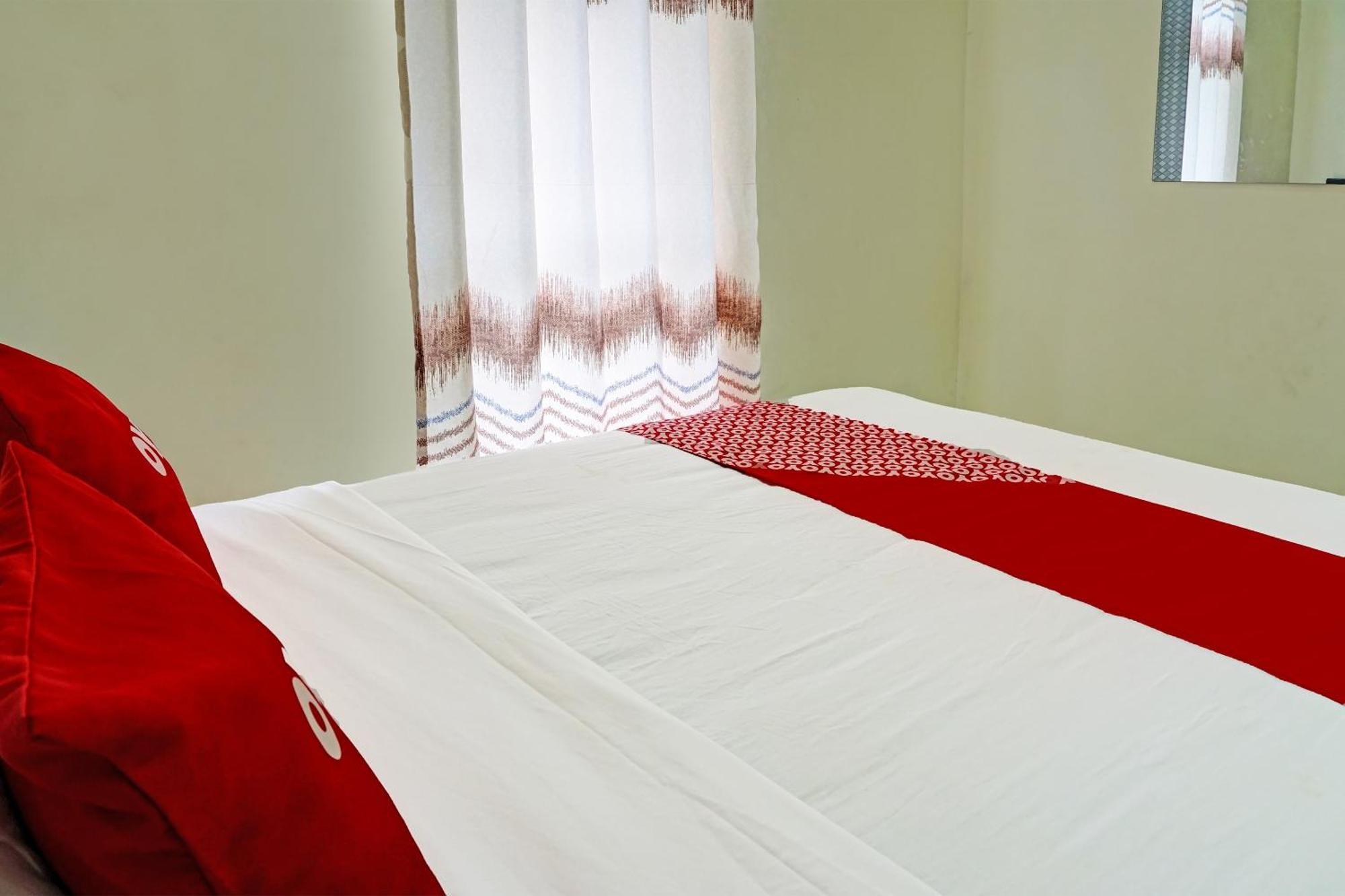 Oyo 91707 Jannah Homestay Syariah Dau Ngoại thất bức ảnh