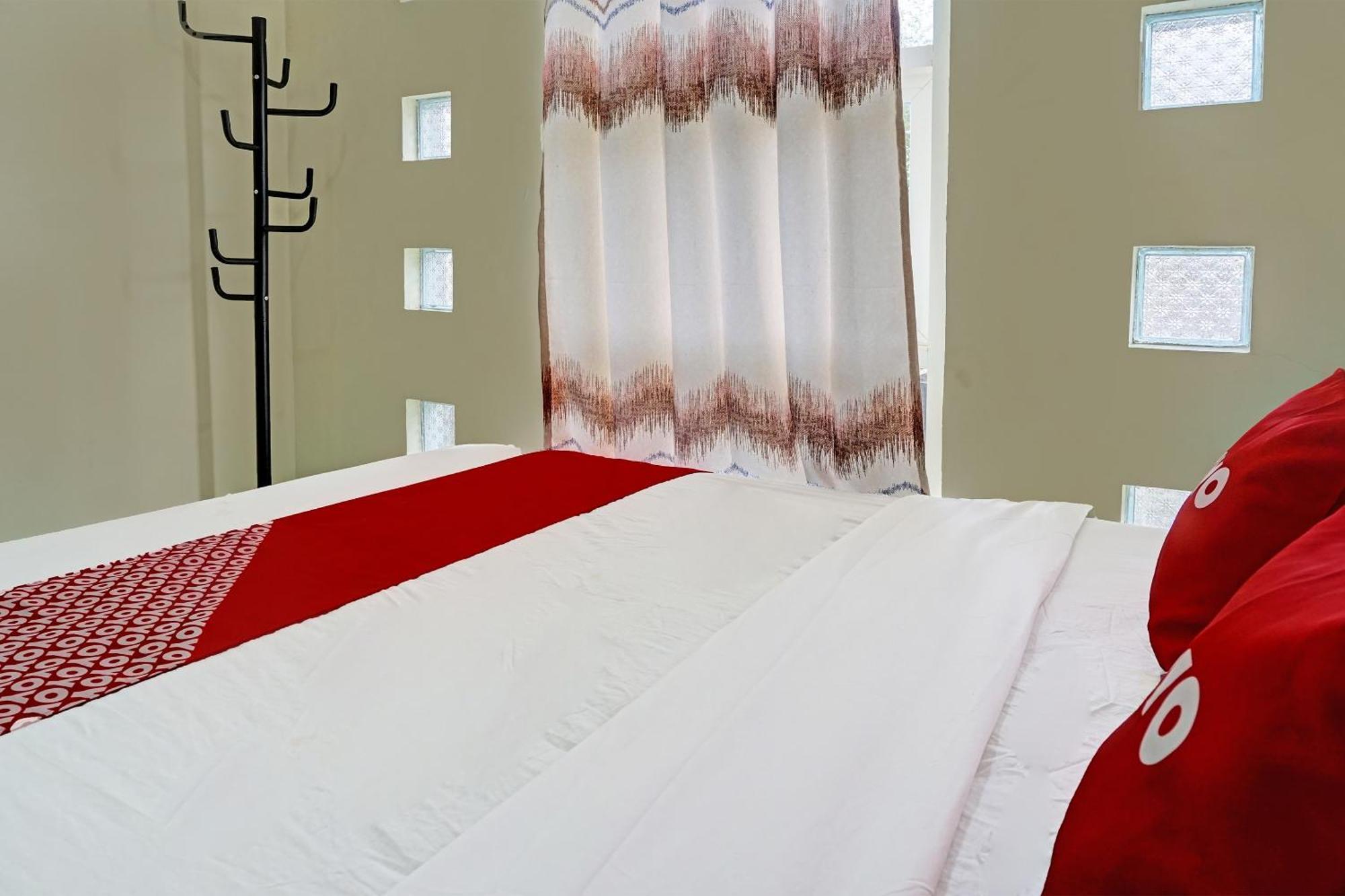 Oyo 91707 Jannah Homestay Syariah Dau Ngoại thất bức ảnh