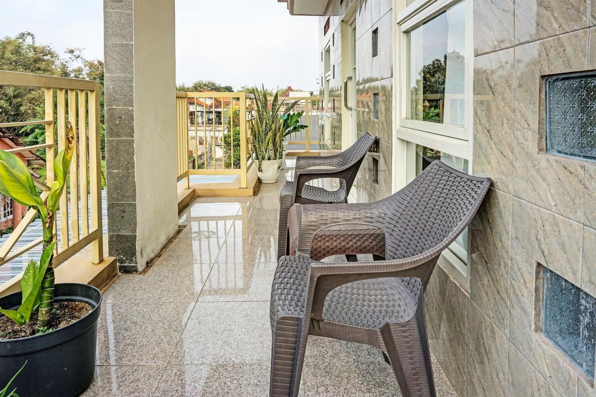 Oyo 91707 Jannah Homestay Syariah Dau Ngoại thất bức ảnh